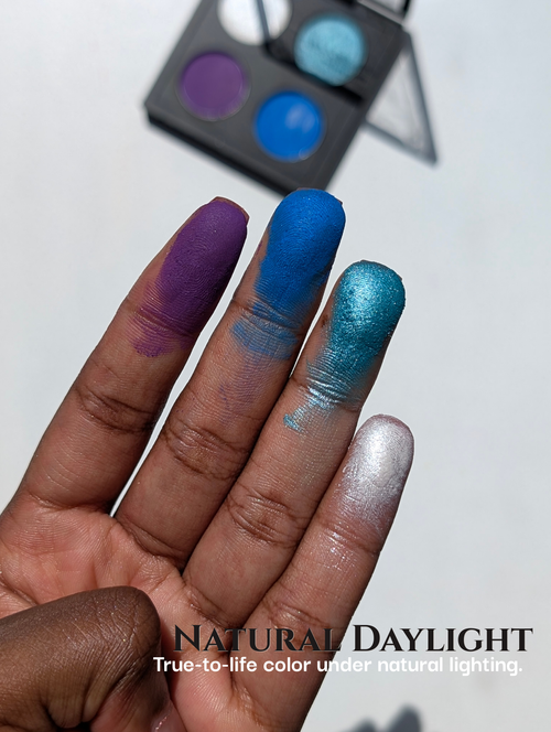 BLUESNO Frost Dusk Eyeshadow Palette